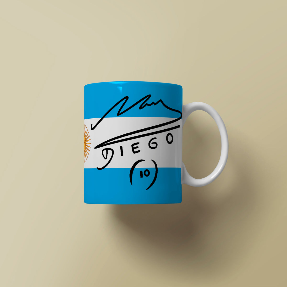 Mug with a design inspired by the Argentine flag on a beige background